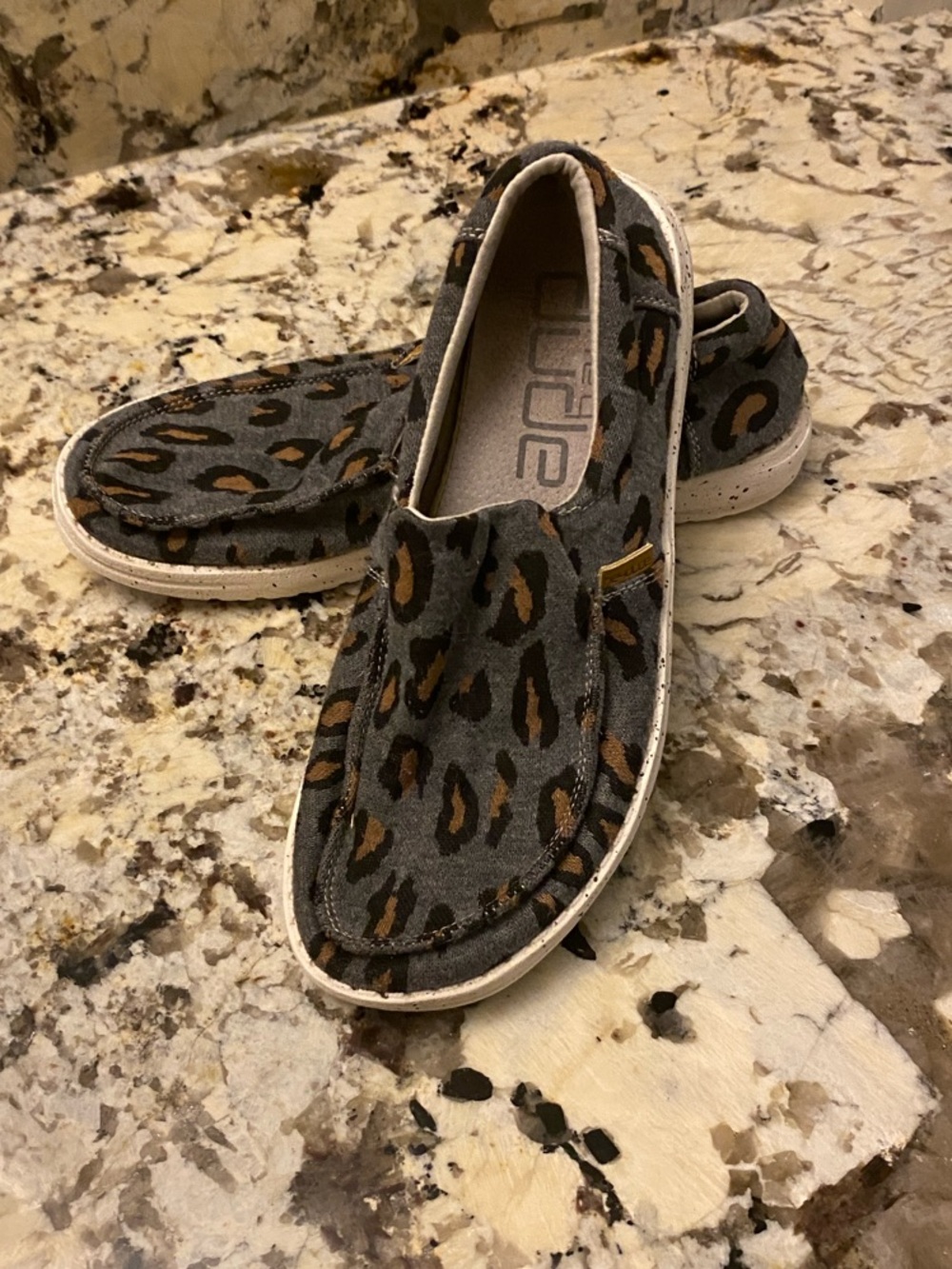 Hey Dude Ladies Leopard Canvas Slip-Ons in Gray and Brown size 7